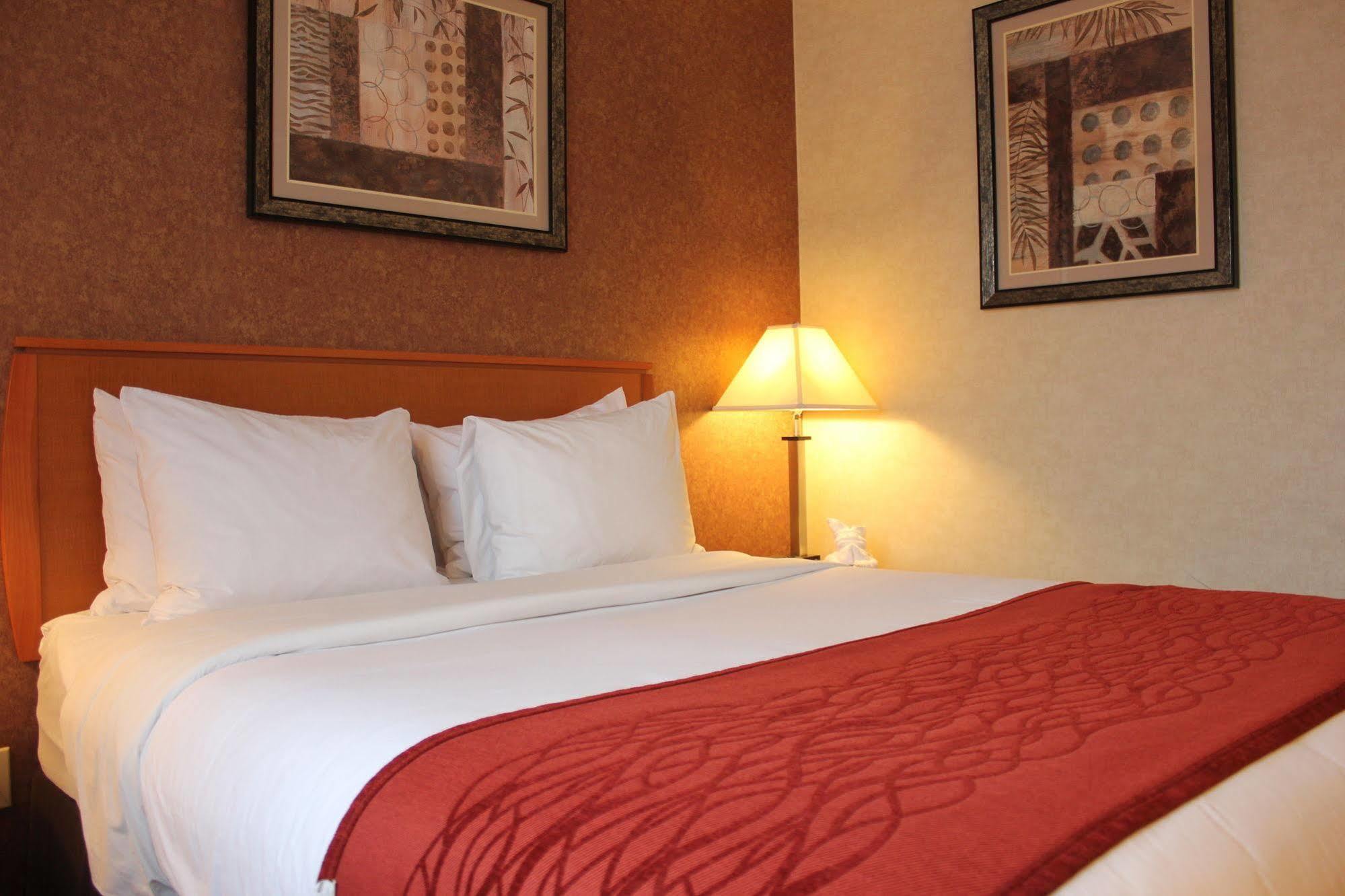 Bellerose Inn Екстериор снимка